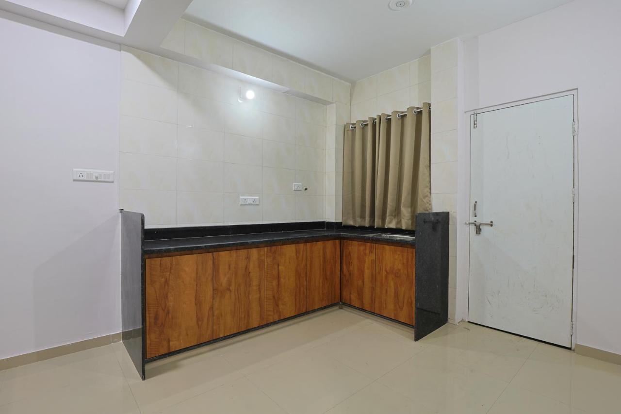 Hotel Monville Group ואדודרה מראה חיצוני תמונה