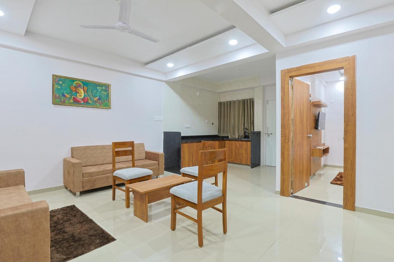 Hotel Monville Group ואדודרה מראה חיצוני תמונה
