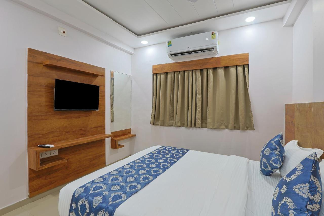 Hotel Monville Group ואדודרה מראה חיצוני תמונה