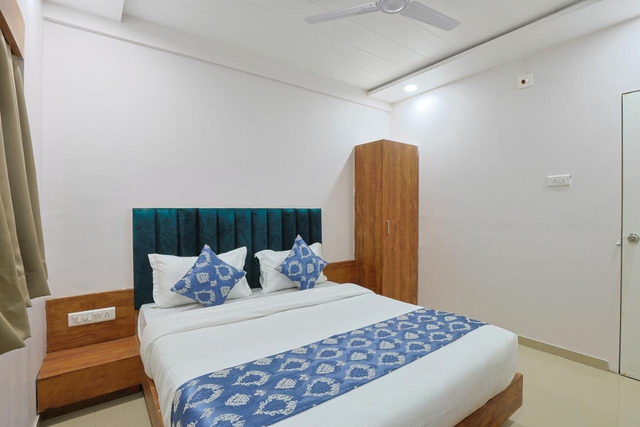 Hotel Monville Group ואדודרה מראה חיצוני תמונה